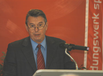 G&uuml;nter Berg einstimmig best&auml;tigt