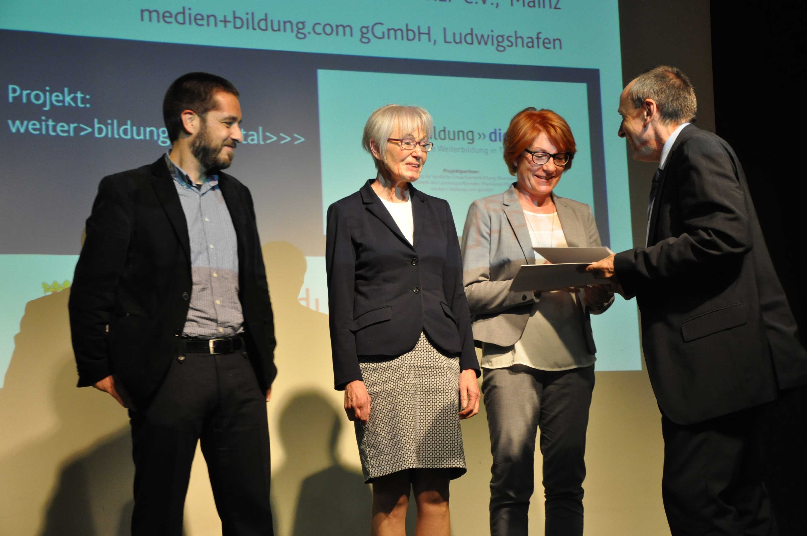 Doppelt ausgezeichnet – Die Verleihung des Weiterbildungspreises 2016